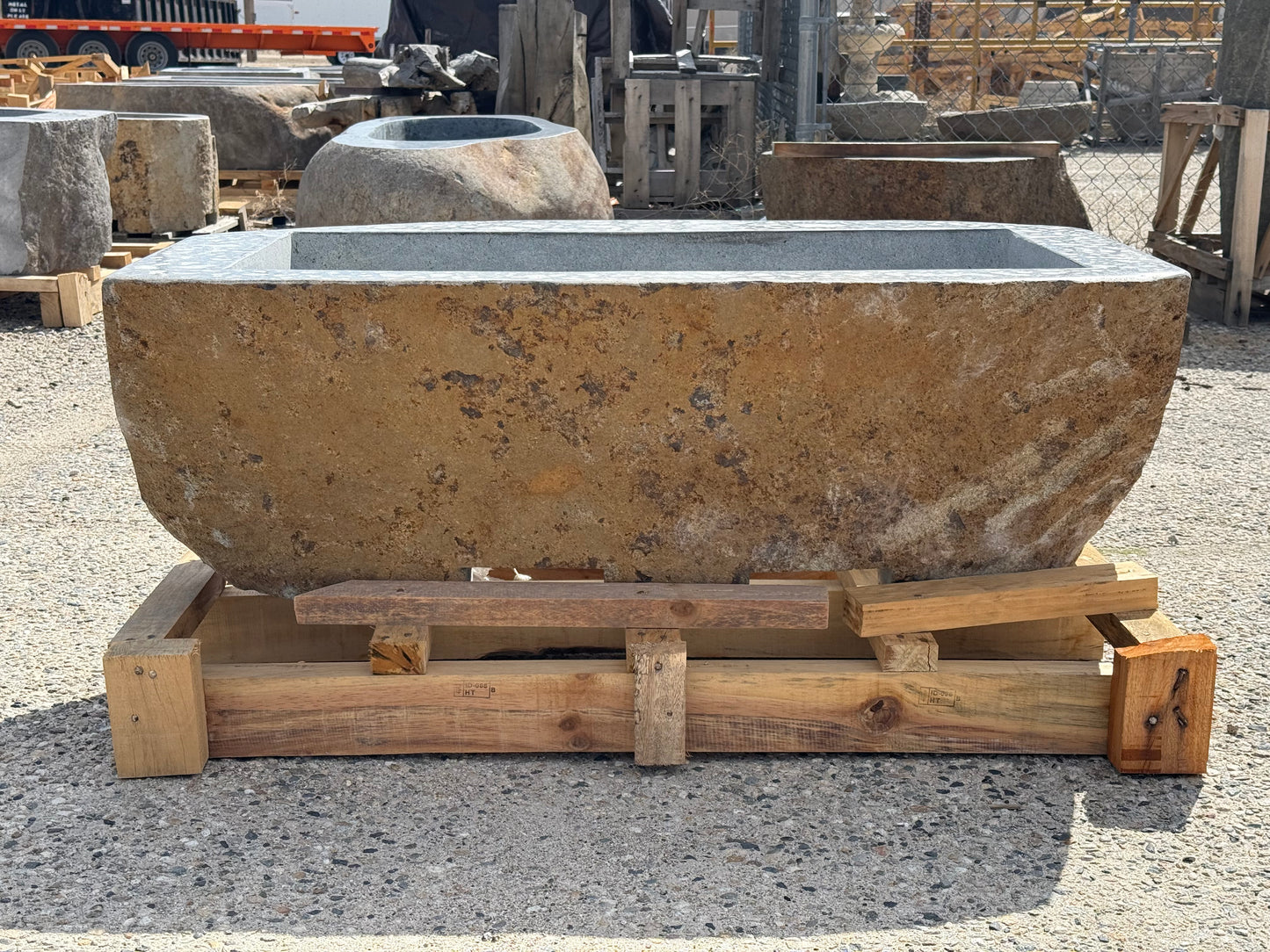 Natural Stone / Cut River Boulder Gas Fire Pit CRB01