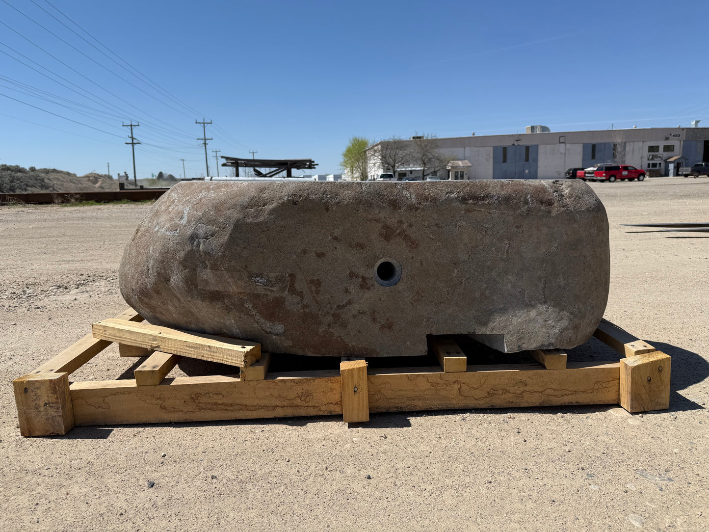 Natural Stone / Real River Boulder Gas Fire Pit RBFP33