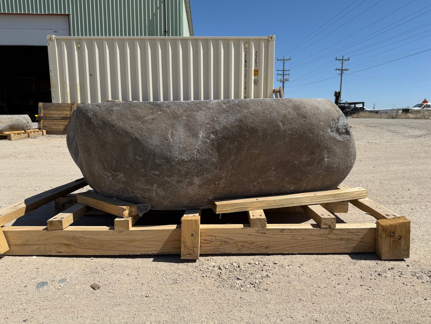 Natural Stone / Real River Boulder Gas Fire Pit RBFP33