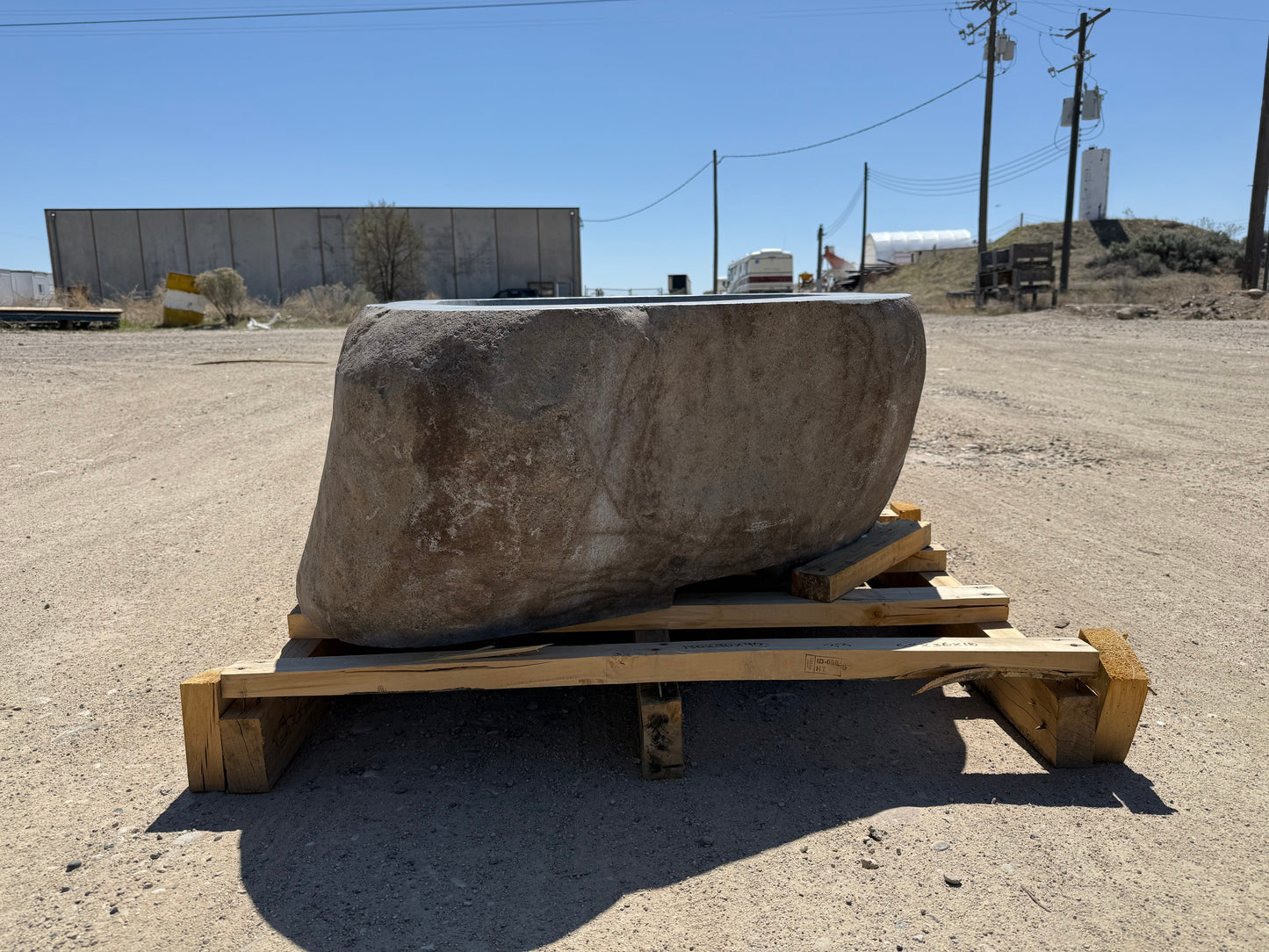Natural Stone / Real River Boulder Gas Fire Pit RBFP33