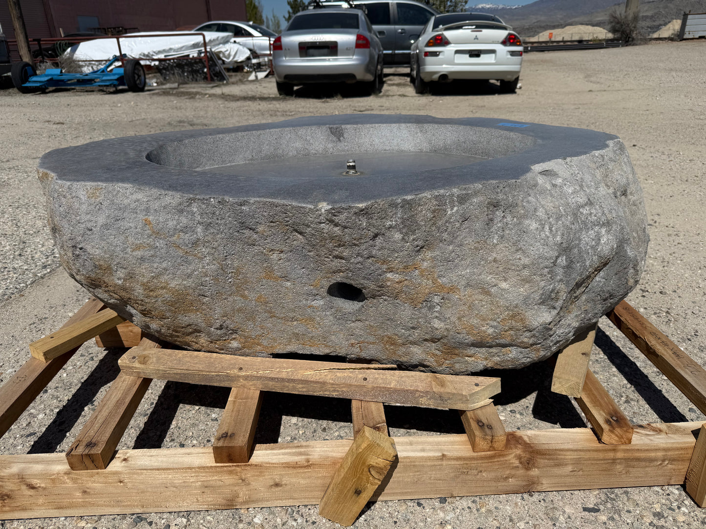 Natural Stone / Real River Boulder Gas Fire Pit RBFP23