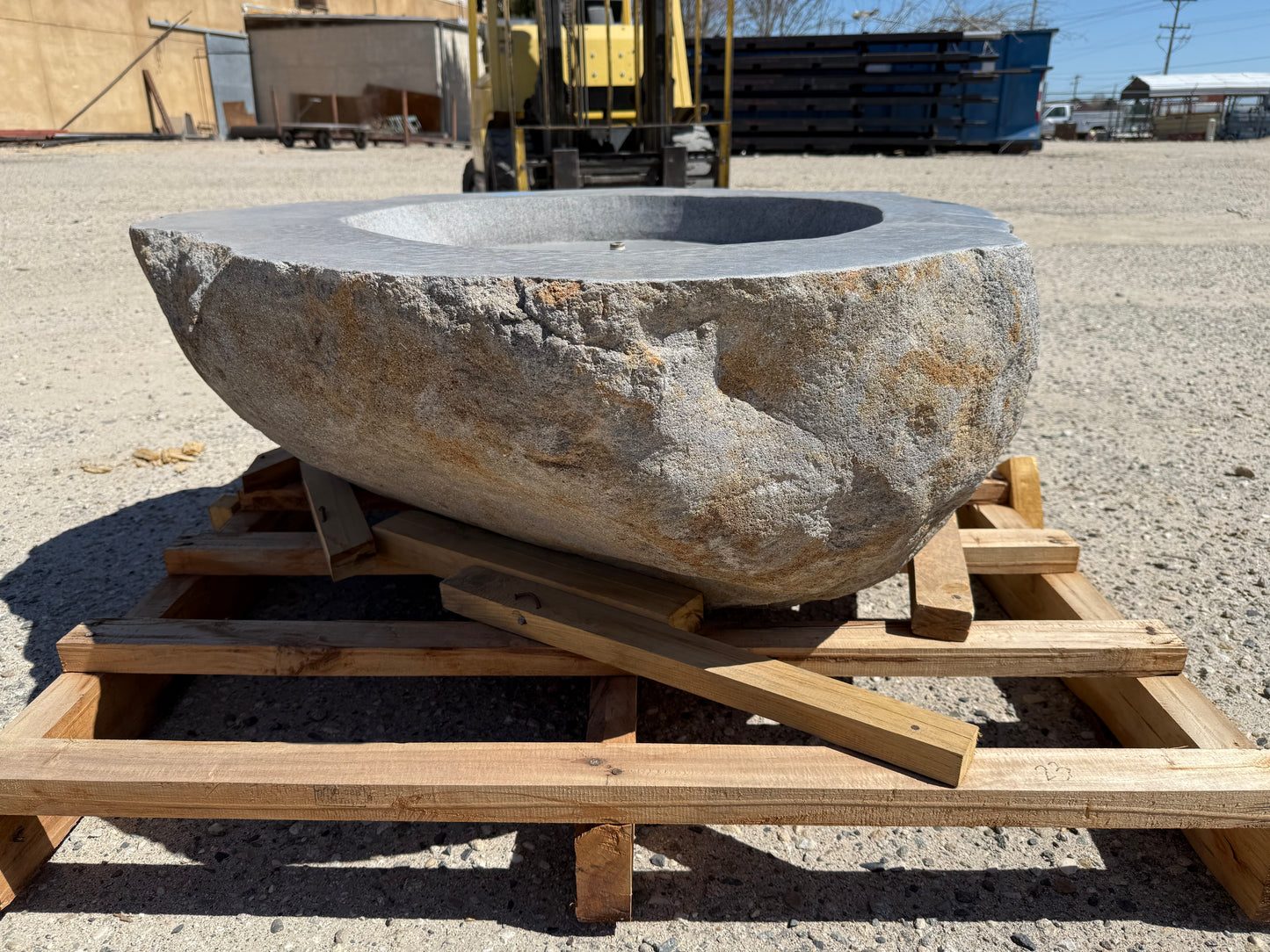 Natural Stone / Real River Boulder Gas Fire Pit RBFP23