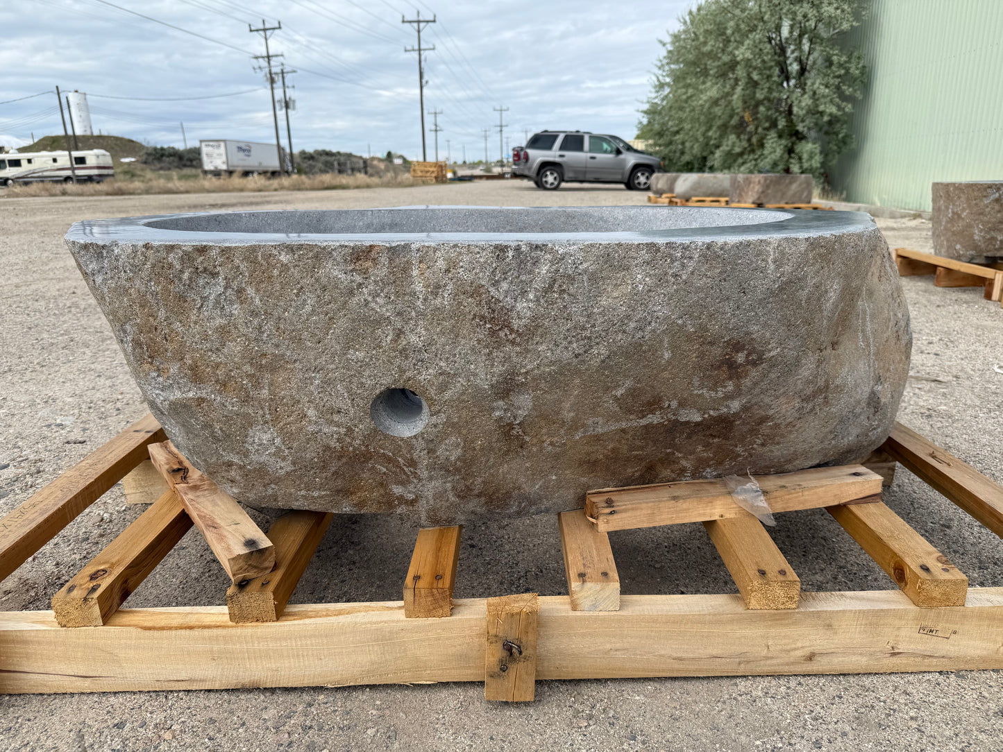 Natural Stone / Real River Boulder Gas Fire Pit RBFP40