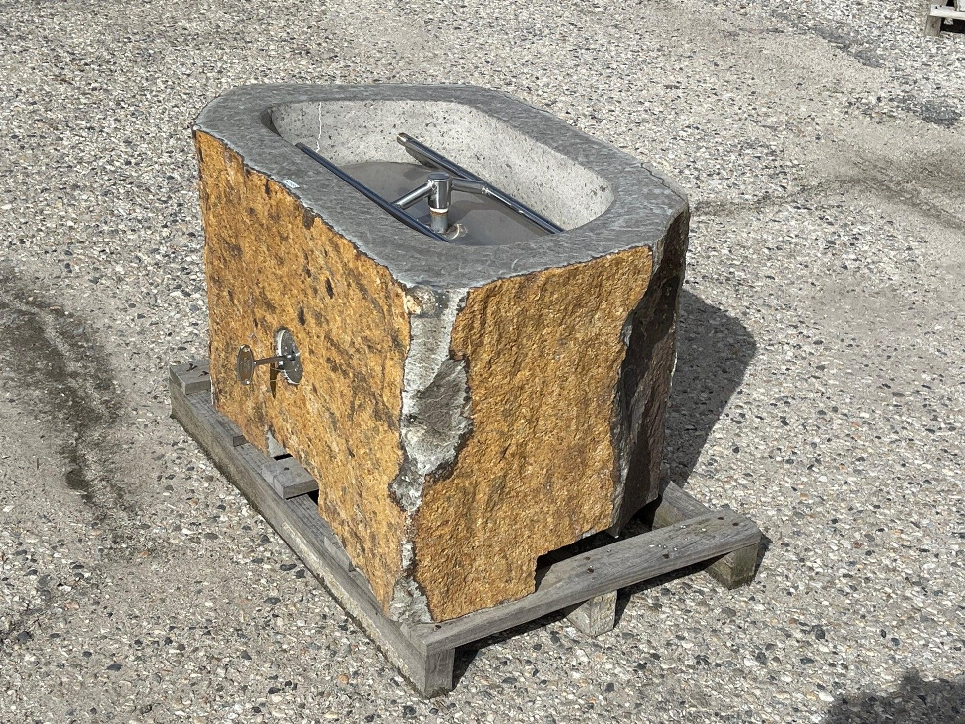 Natural Stone Gas Fire Pit, Andesite / Basalt - ANDFP02 - Impact Imports
