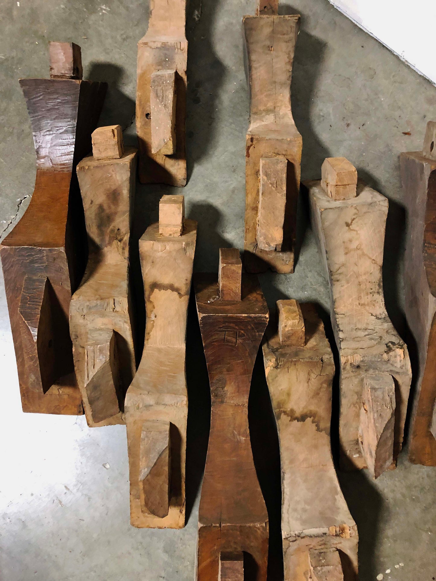 Reclaimed Teak Post & Beam Braces, Hand Carved, Original - Impact Imports