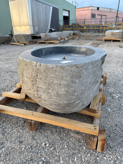 Natural Stone / Real River Boulder Gas Fire Pit RBFP09