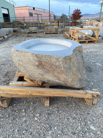 Natural Stone / Real River Boulder Gas Fire Pit RBFP28