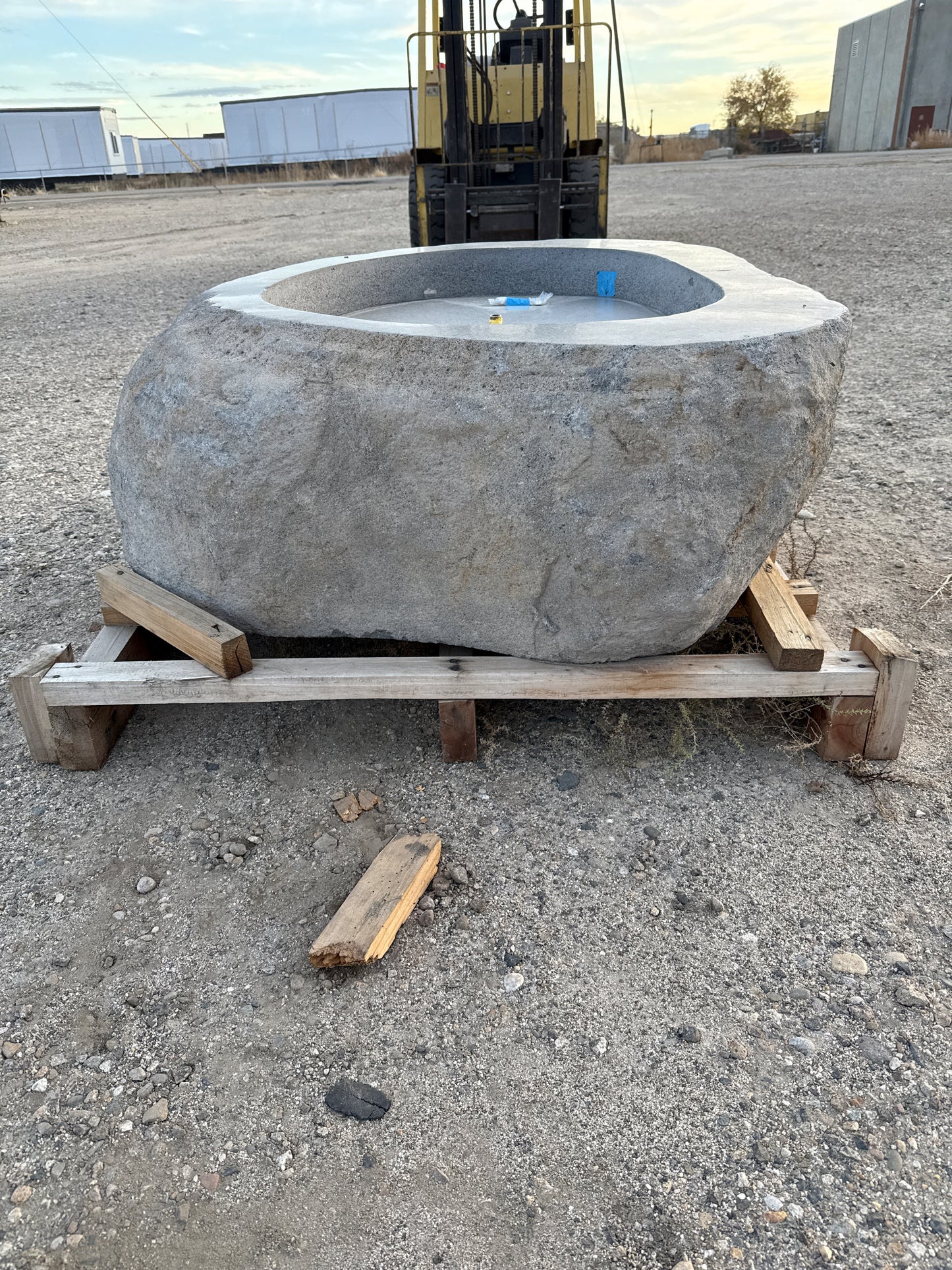 Natural Stone / Real River Boulder Gas Fire Pit RBFP25