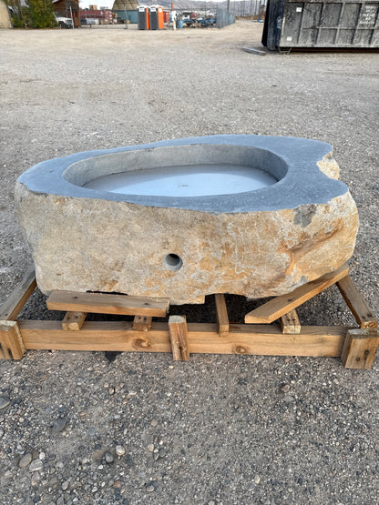 Natural Stone / Real River Boulder Gas Fire Pit RBFP06