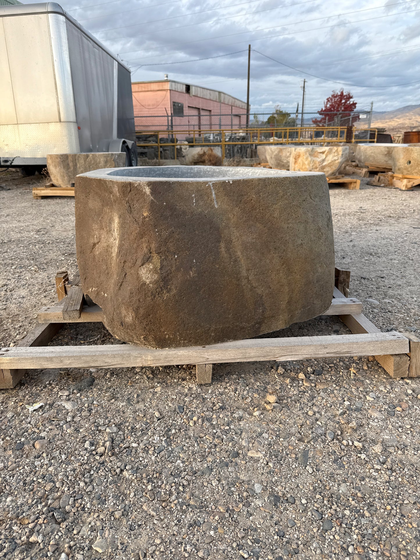 Natural Stone / Real River Boulder Gas Fire Pit RBFP04