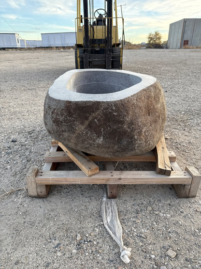 Natural Stone / Real River Boulder Gas Fire Pit RBFP20