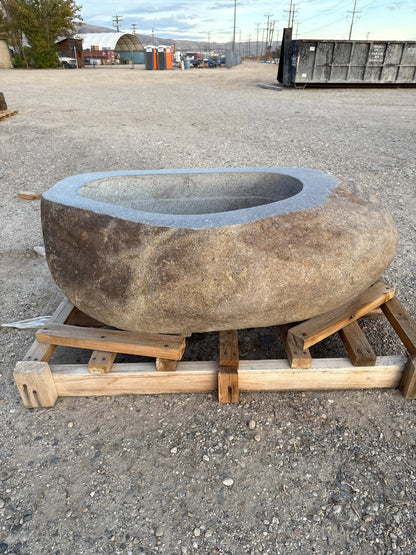 Natural Stone / Real River Boulder Gas Fire Pit RBFP20