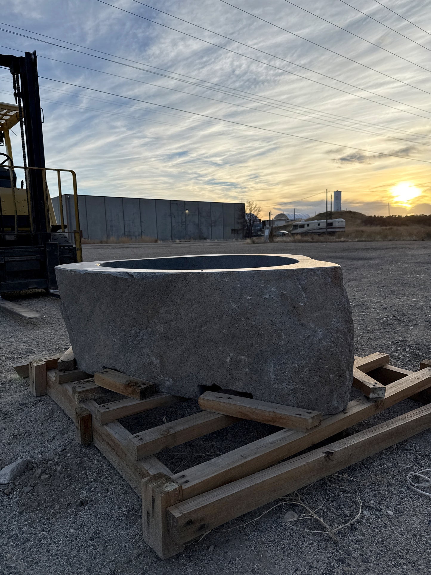 Natural Stone / Real River Boulder Gas Fire Pit RBFP13