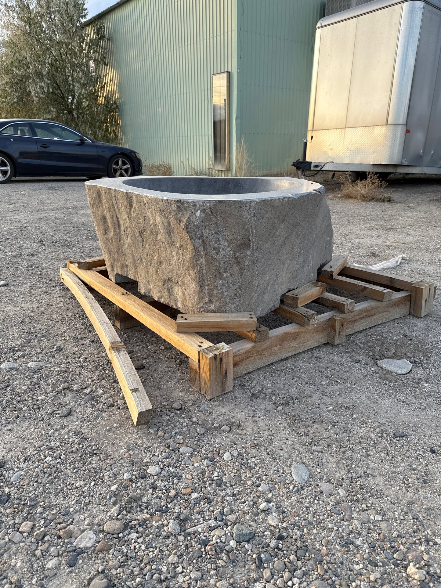 Natural Stone / Real River Boulder Gas Fire Pit RBFP13