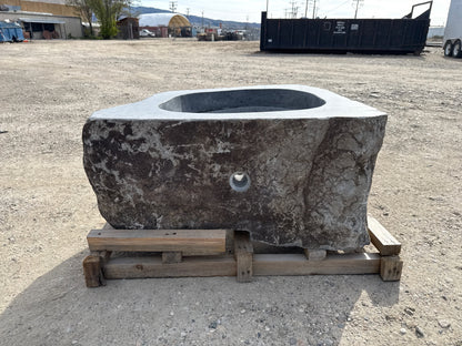 Natural Stone / Real River Boulder Gas Fire Pit RBFP03
