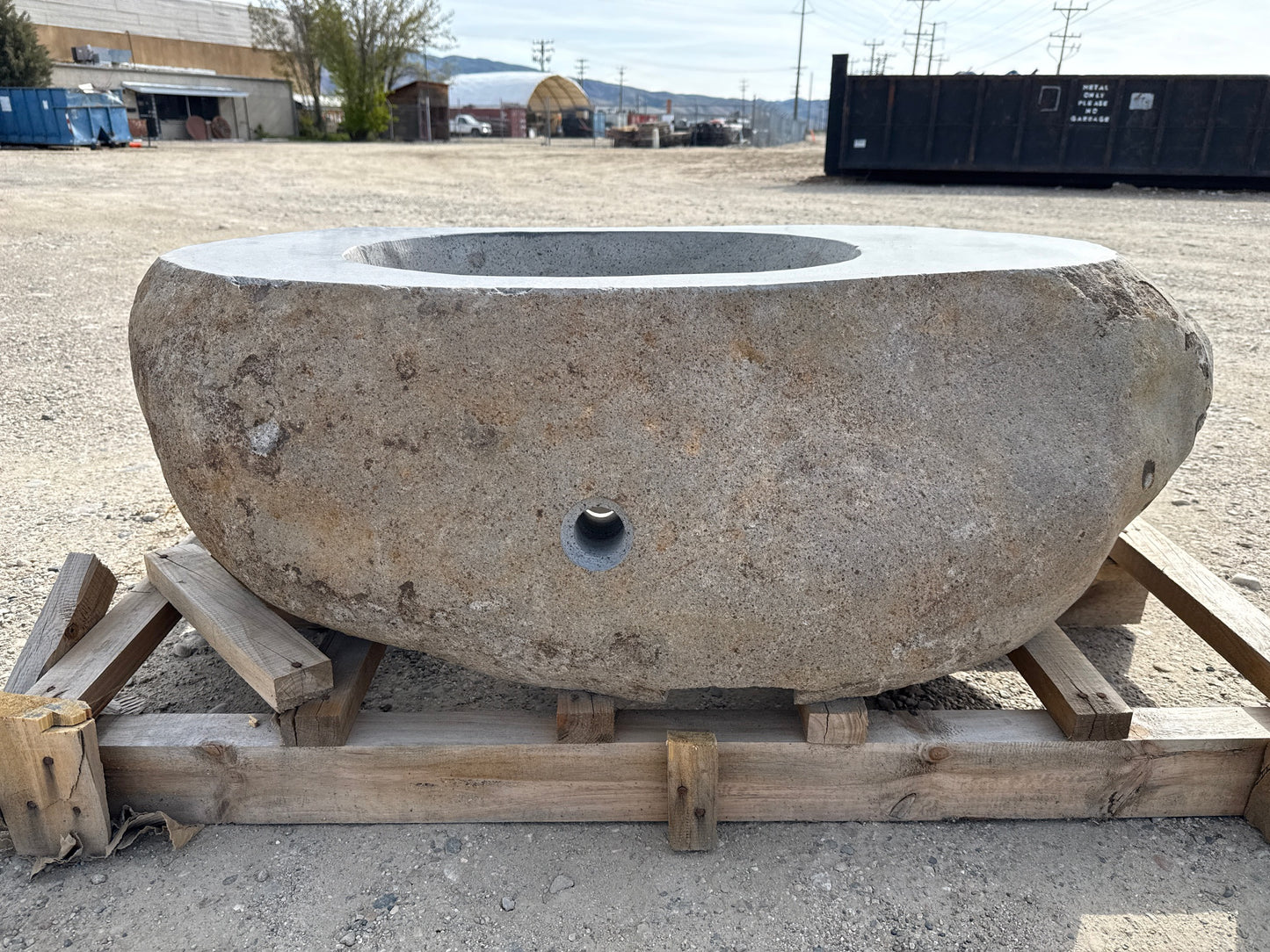 Natural Stone / Real River Boulder Gas Fire Pit RBFP07