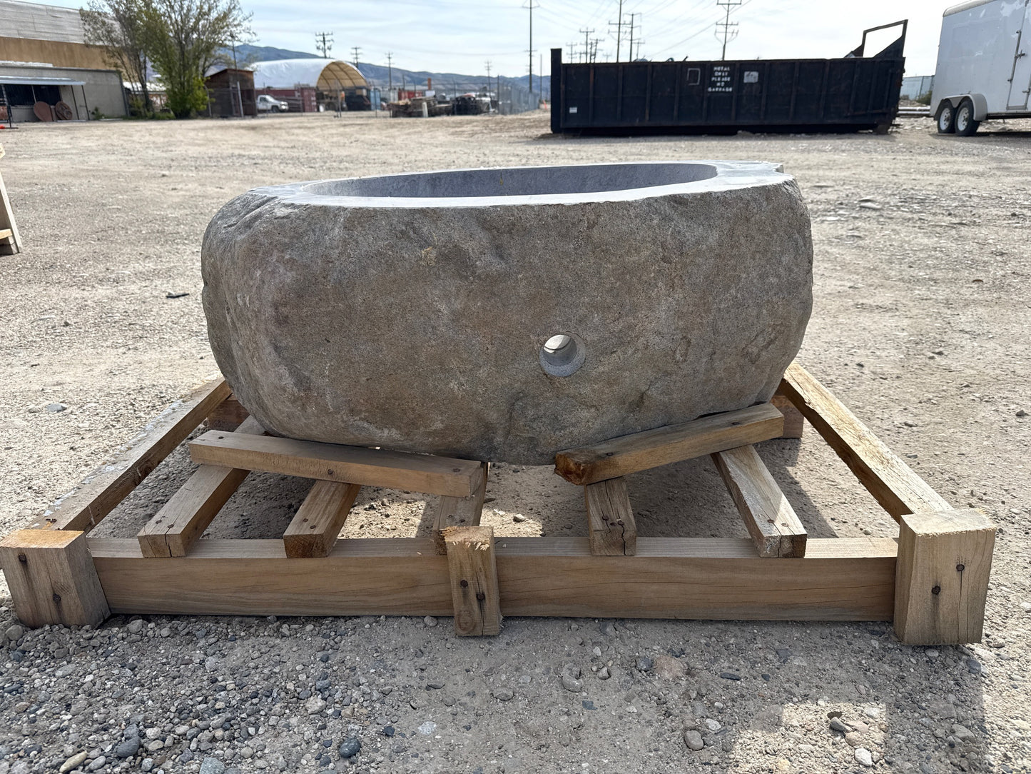 Natural Stone / Real River Boulder Gas Fire Pit RBFP05