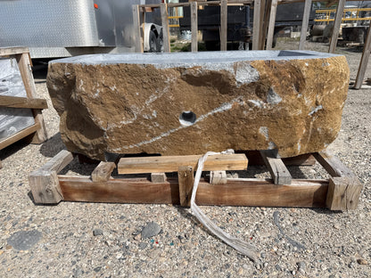 Natural Stone / Cut River Boulder Gas Fire Pit CRB05