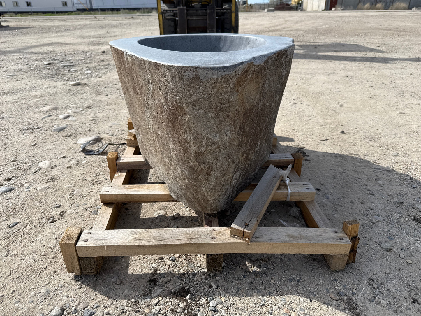 Natural Stone / Real River Boulder Gas Fire Pit RBFP12