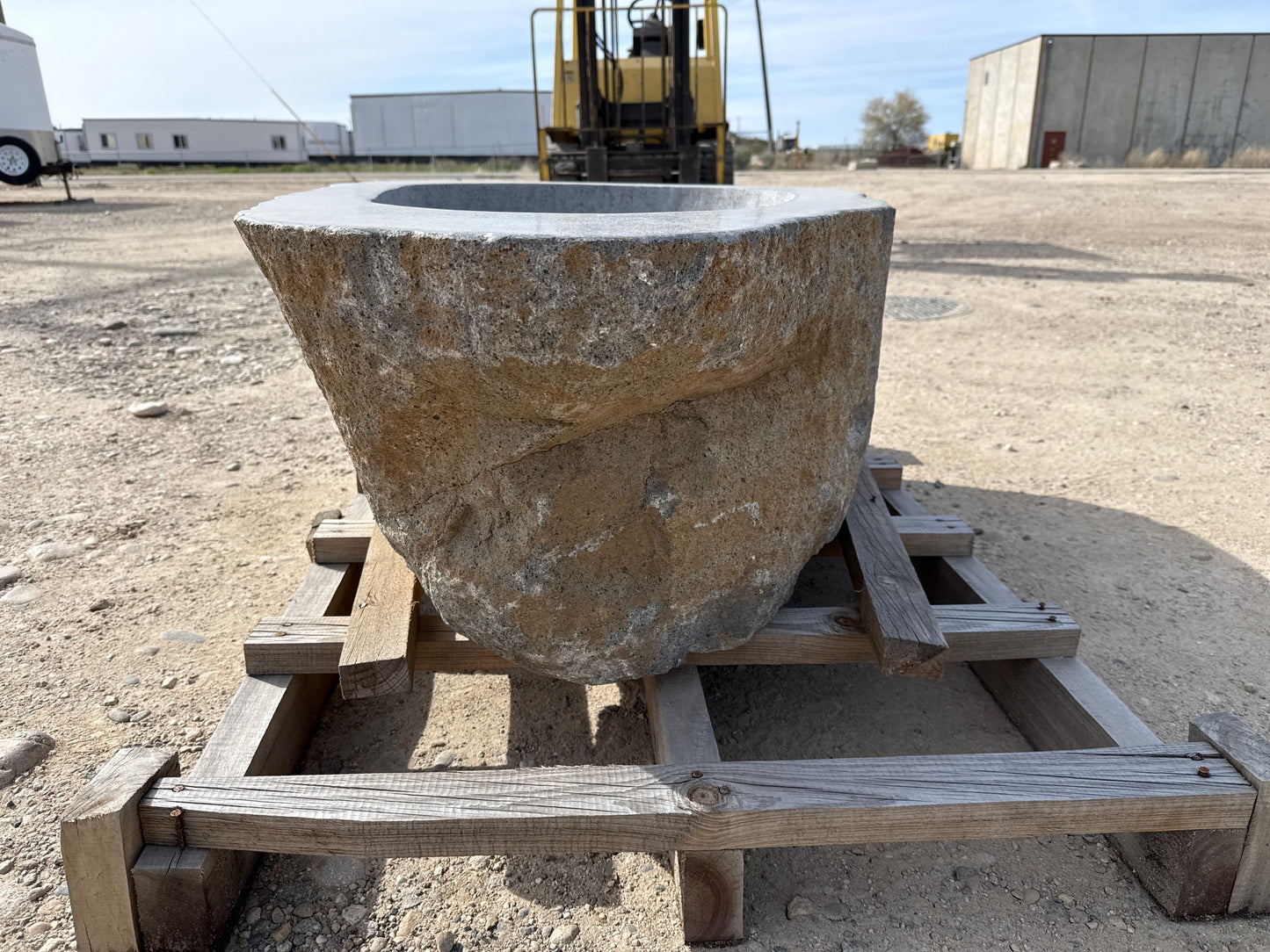 Natural Stone / Real River Boulder Gas Fire Pit RBFP10