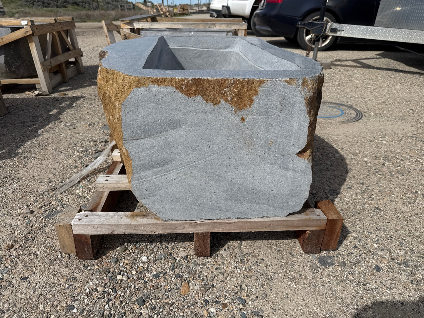 Natural Stone / Cut River Boulder Gas Fire Pit CRB05