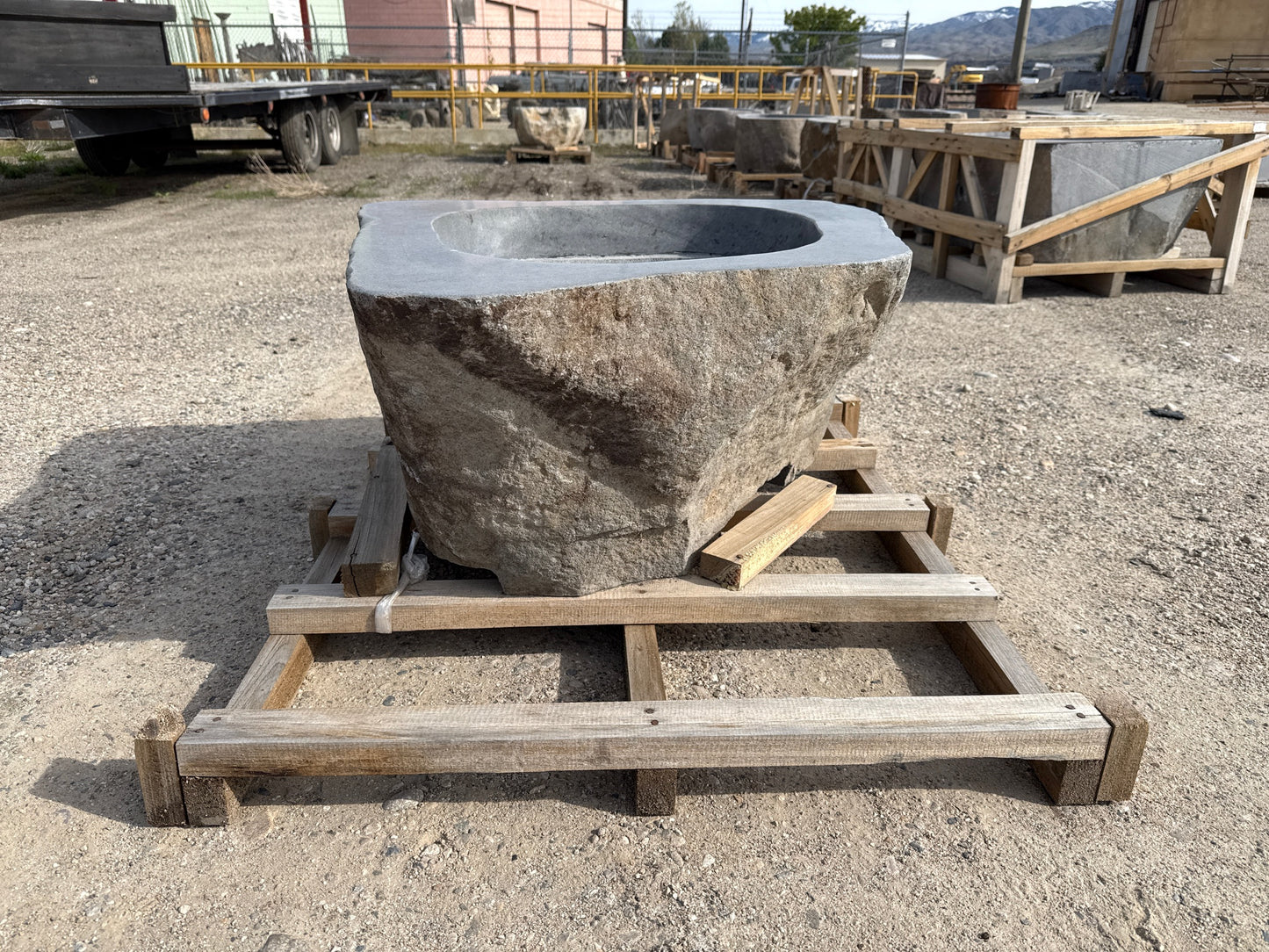 Natural Stone / Real River Boulder Gas Fire Pit RBFP02