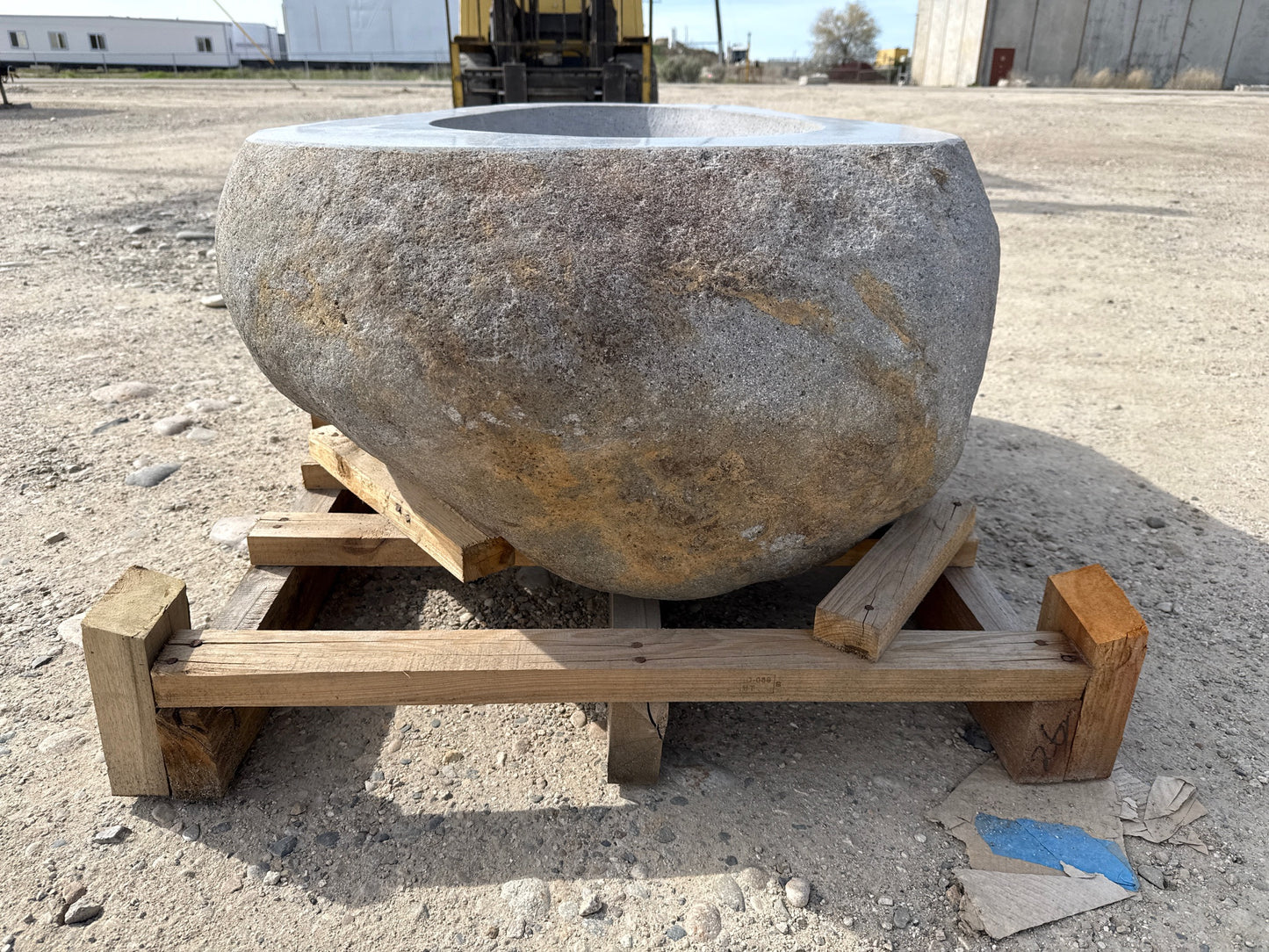 Natural Stone / Real River Boulder Gas Fire Pit RBFP09