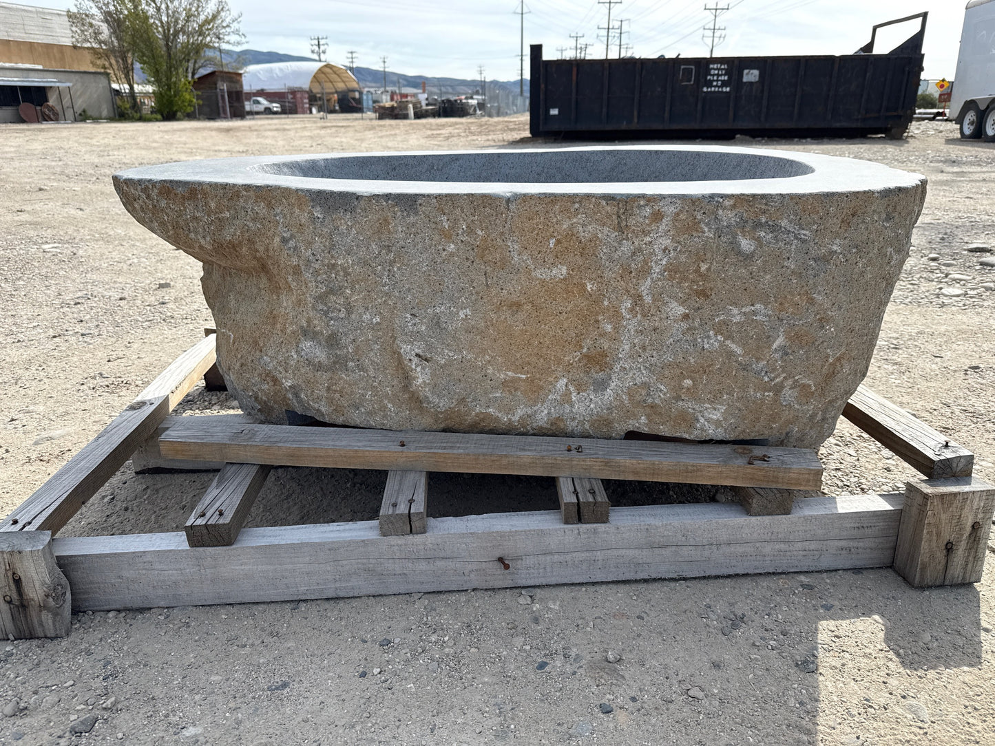 Natural Stone / Real River Boulder Gas Fire Pit RBFP10