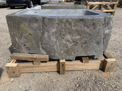 Natural Stone / Cut River Boulder Gas Fire Pit CRB08