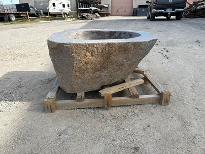 Natural Stone / Real River Boulder Gas Fire Pit RBFP01