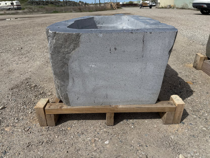 Natural Stone / Cut River Boulder Gas Fire Pit CRB08