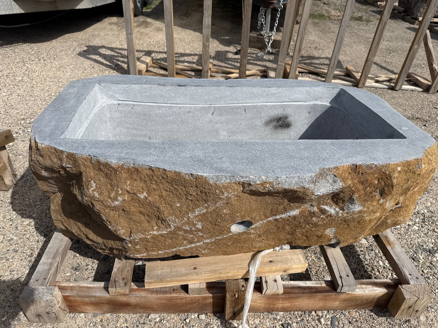 Natural Stone / Cut River Boulder Gas Fire Pit CRB05